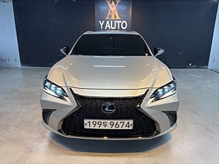 LEXUS ES300H 2022