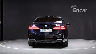 BMW 5-SERIES G60 2024