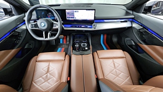 BMW 5-SERIES G60 2024