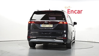 KIA CARNIVAL 2021