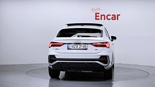 AUDI Q3 F3 2022