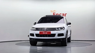 VOLKSWAGEN TOUAREG 2014