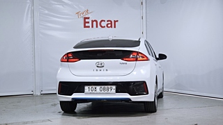 HYUNDAI IONIQ HYBRID 2016
