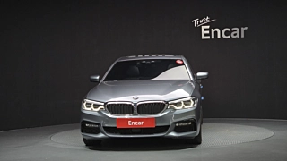 BMW 5-SERIES G30 2018