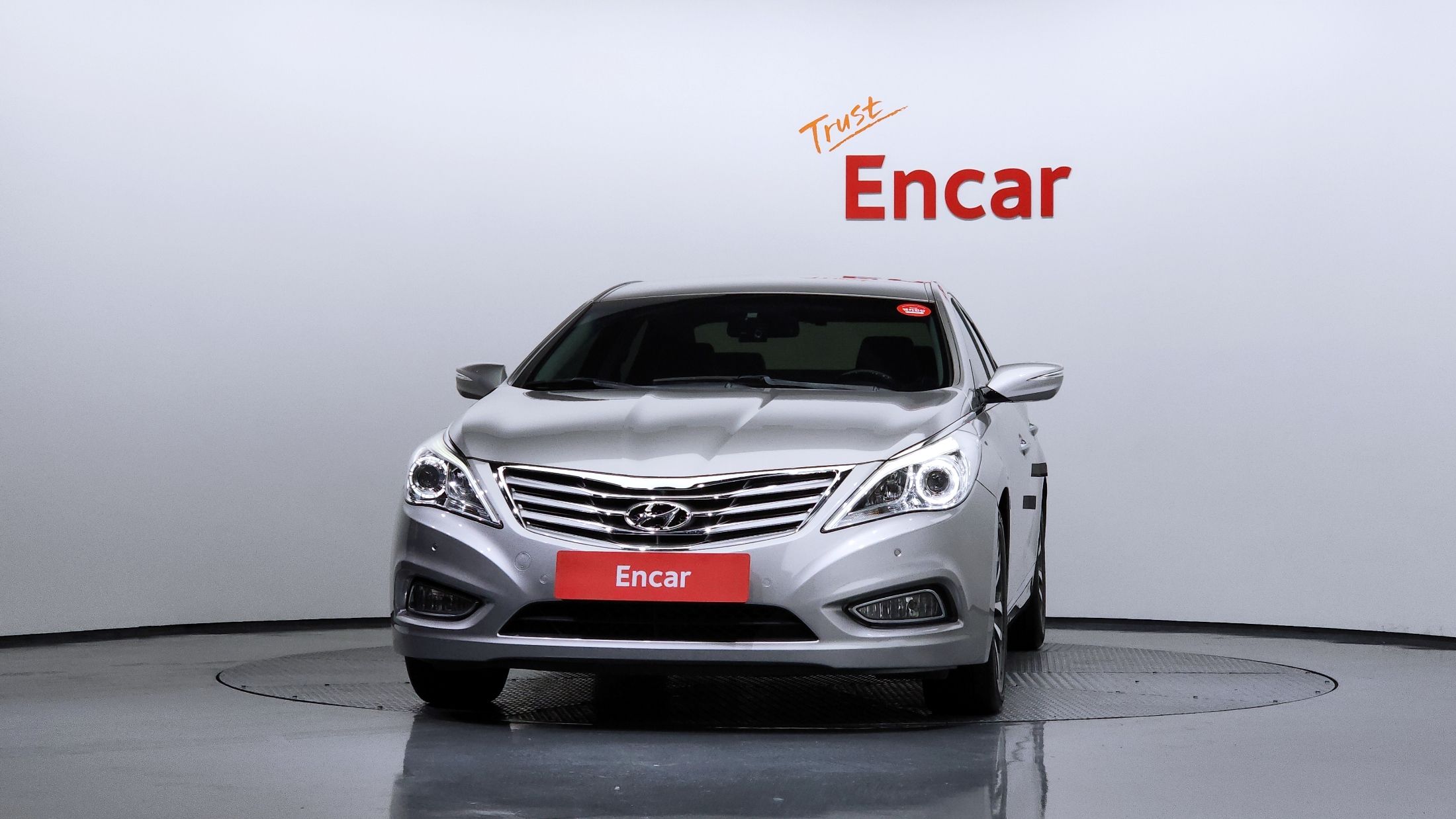 HYUNDAI GRANDEUR HG 2011