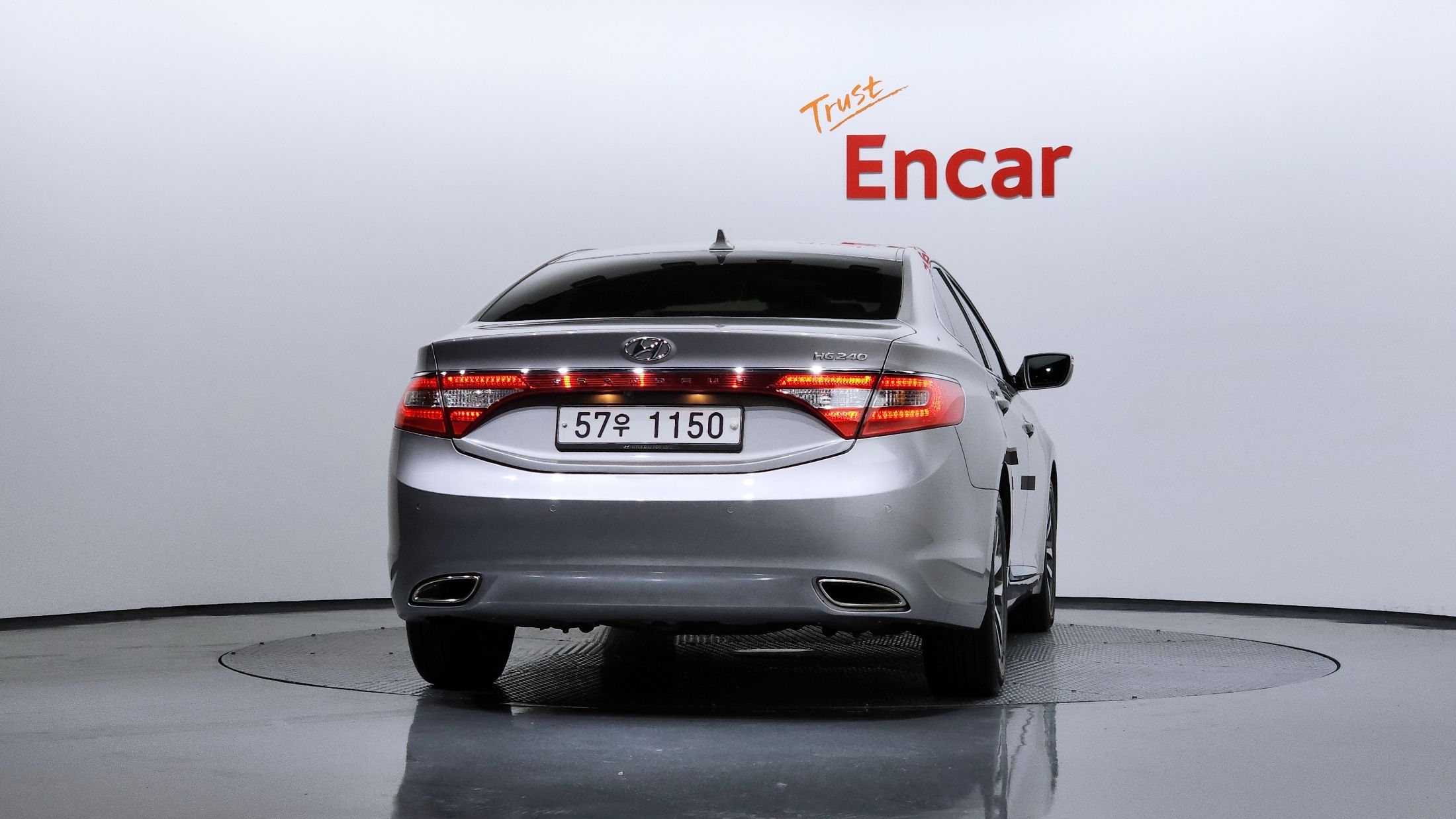 HYUNDAI GRANDEUR HG 2011