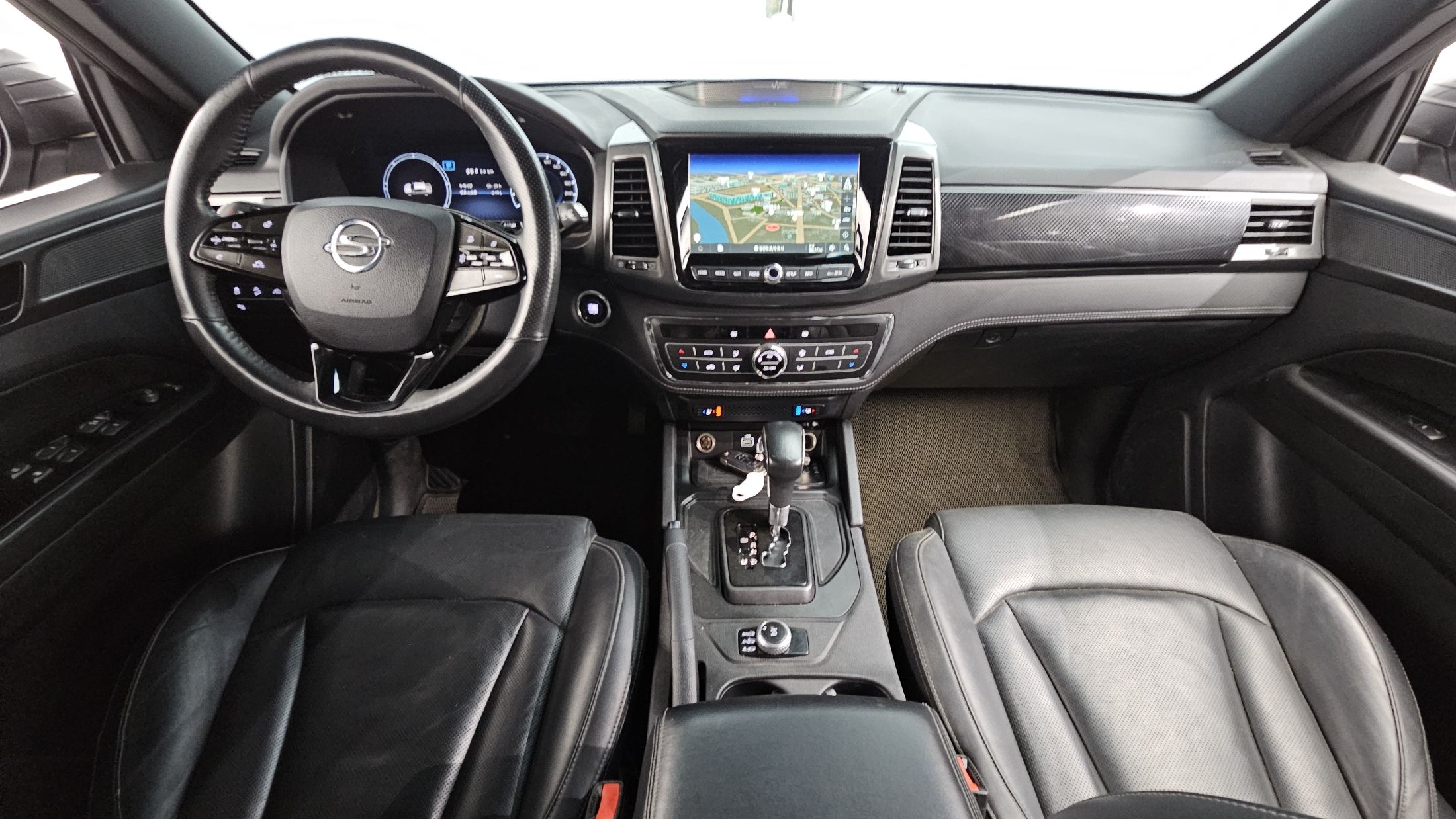 SSANGYONG REXTON SPORTS CAR 2023