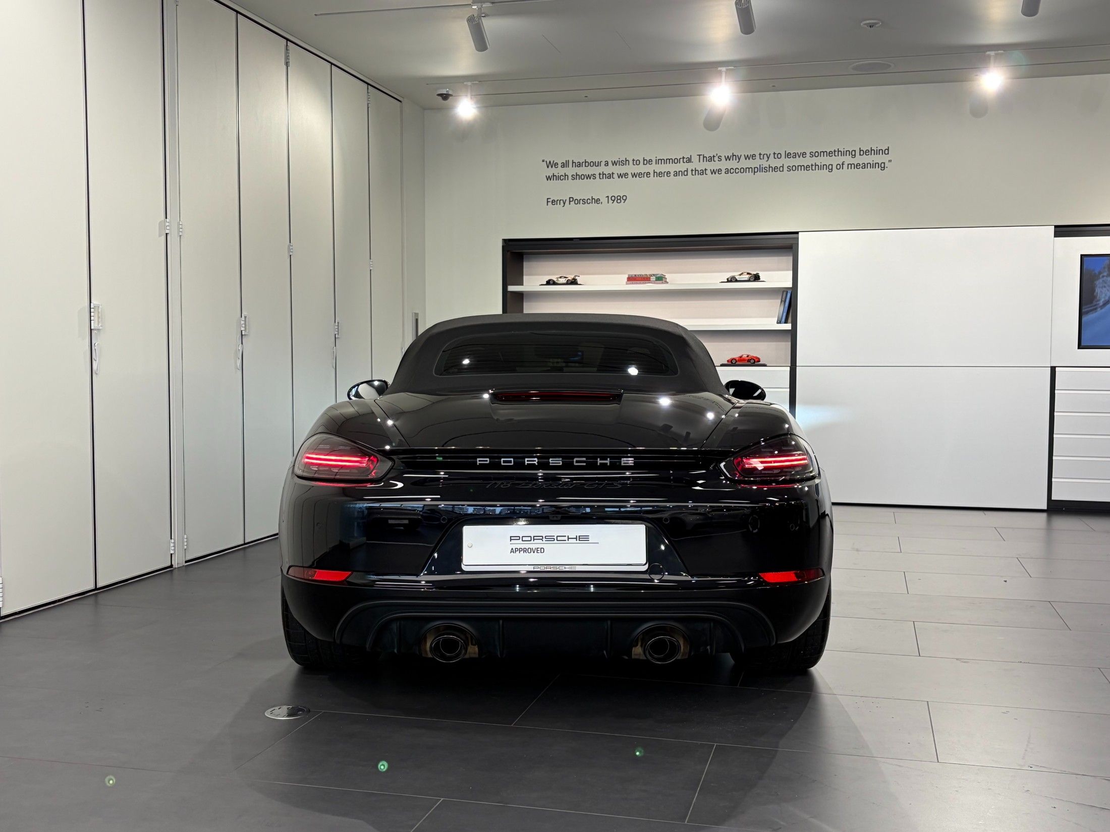 PORSCHE 718 BOXSTER 2023