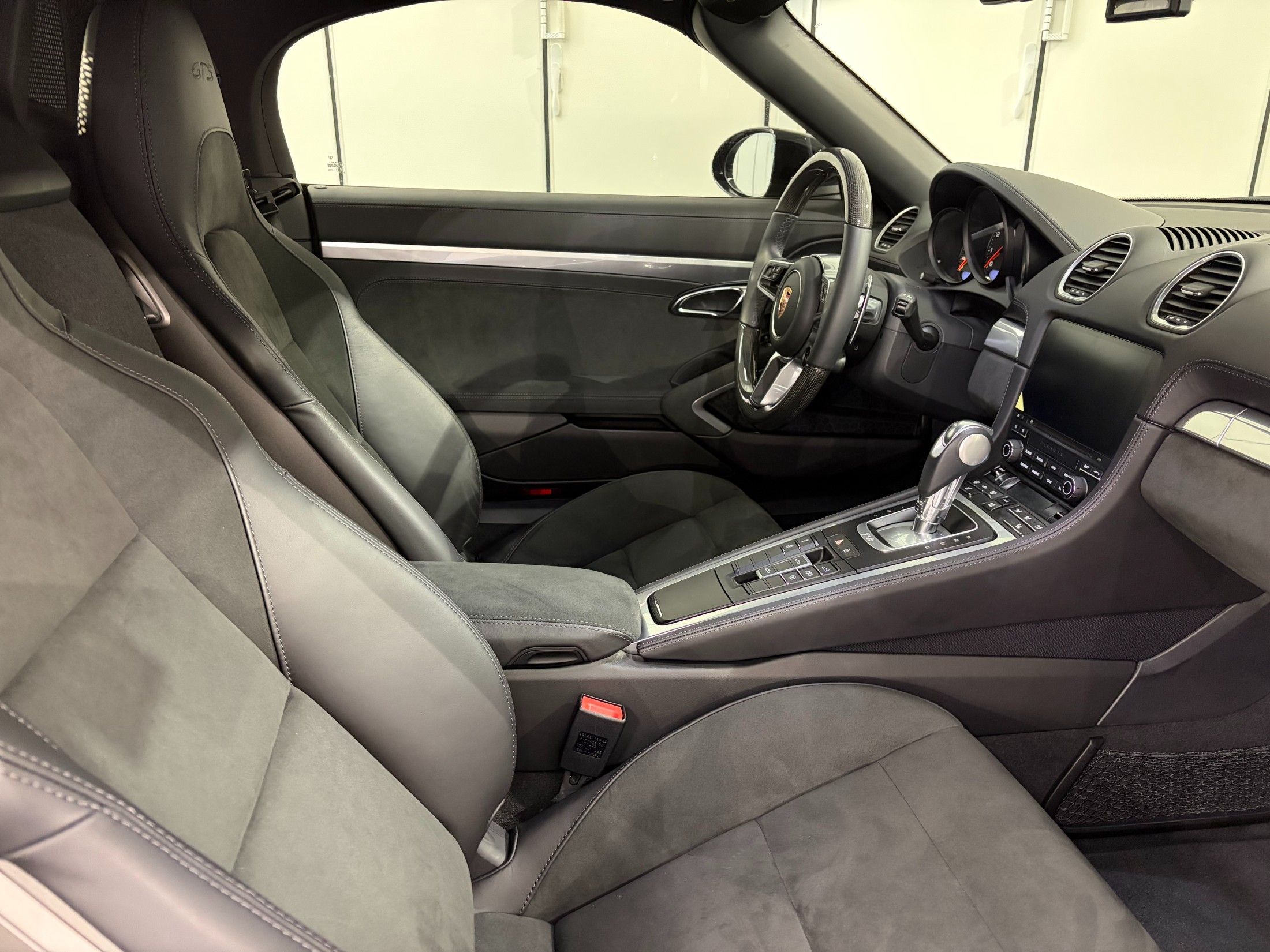 PORSCHE 718 BOXSTER 2023