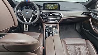 BMW 5-SERIES G30 2018