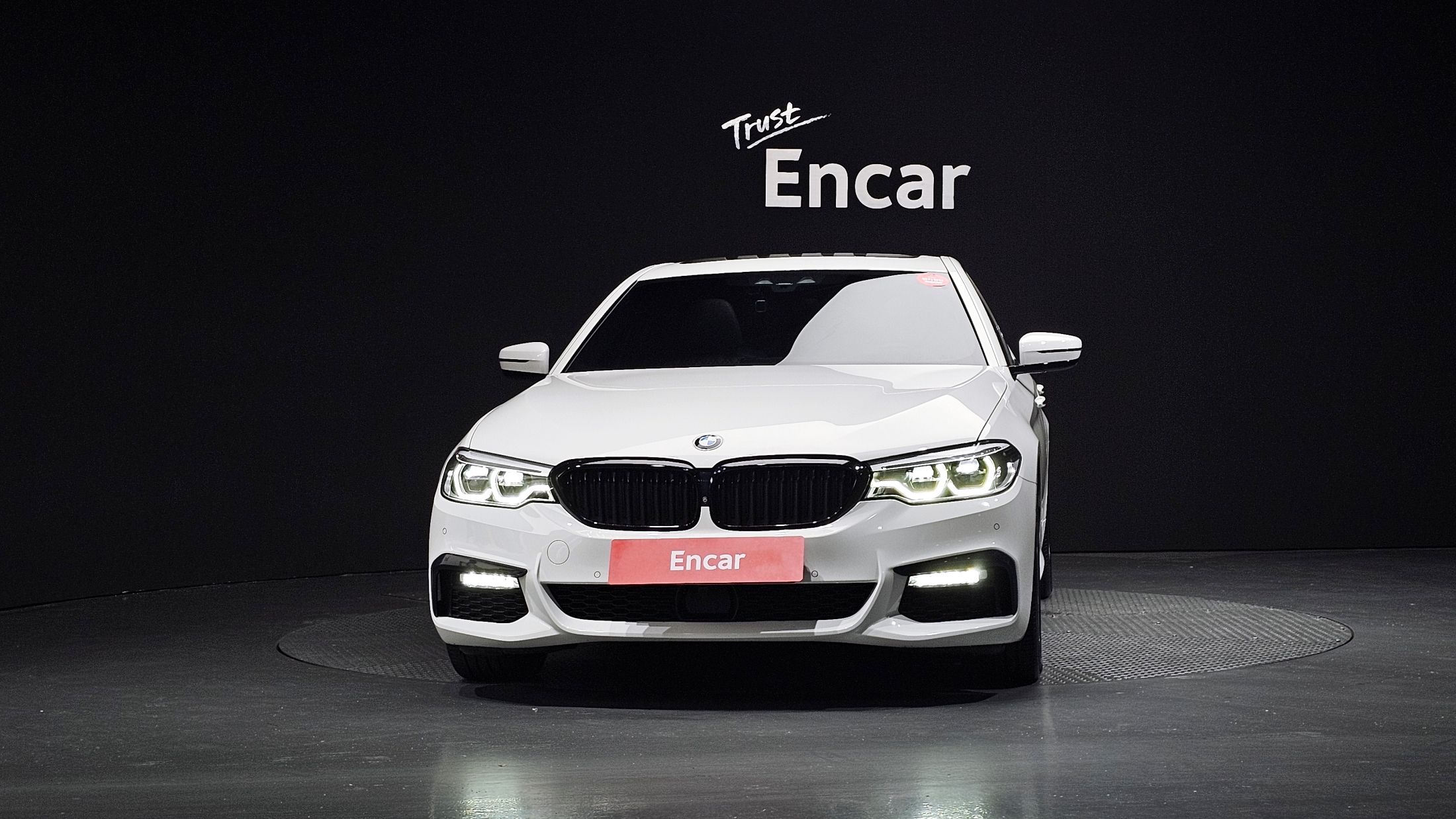 BMW 5-SERIES G30 2018