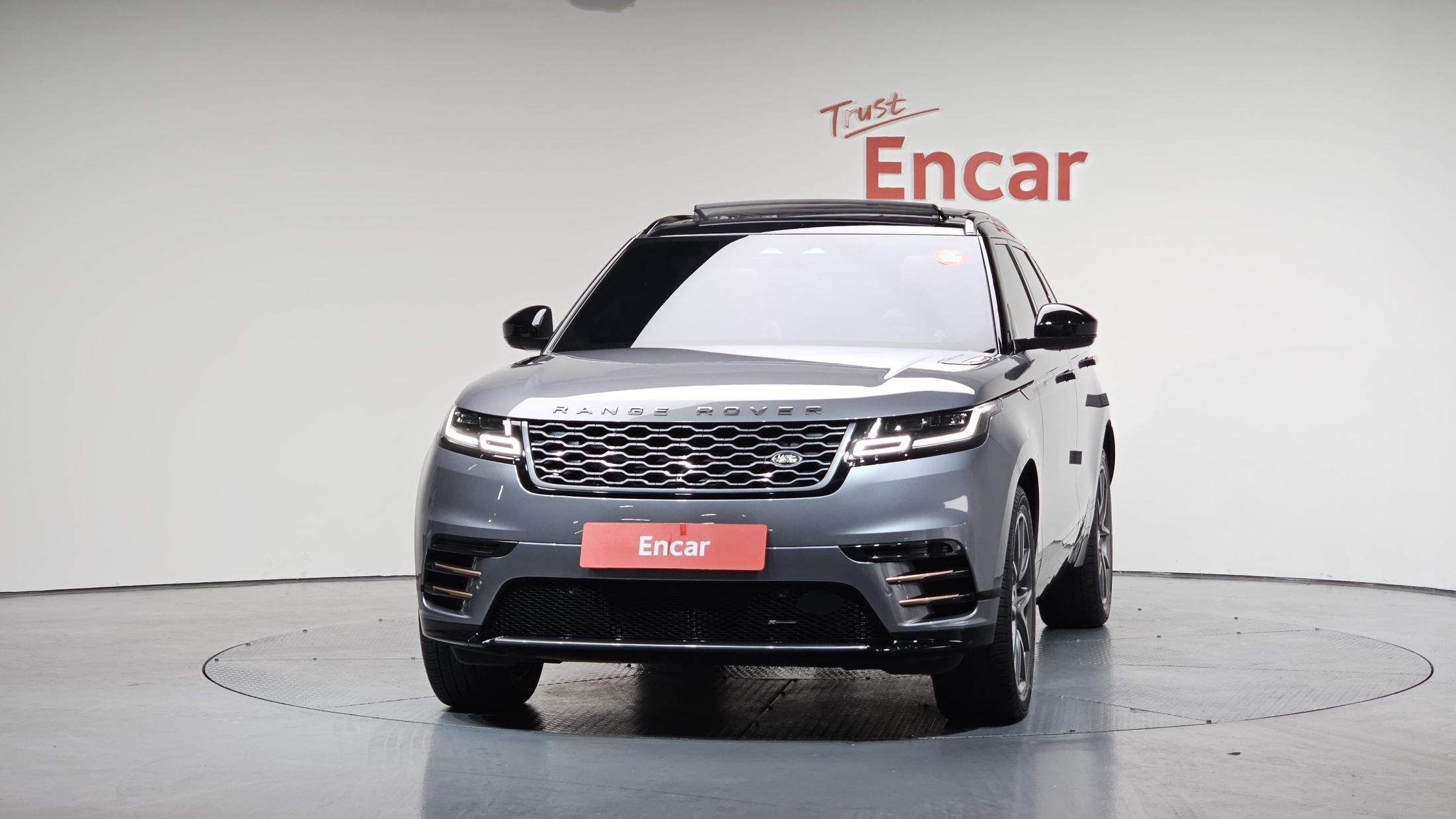 LAND ROVER RANGE ROVER VELAR 2022