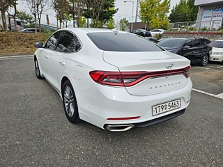 HYUNDAI GRANDEUR IG 2016