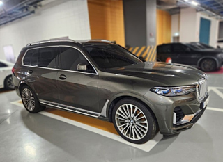 BMW X7 G07 2021