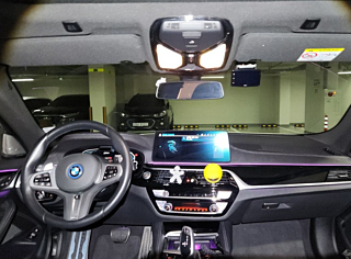 BMW 5-SERIES G60 2023