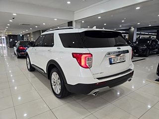 FORD EXPLORER 2021