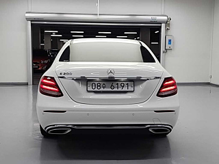 MERCEDES BENZ E-CLASS W213 2018
