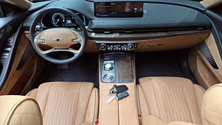 GENESIS G80 RG3 2023