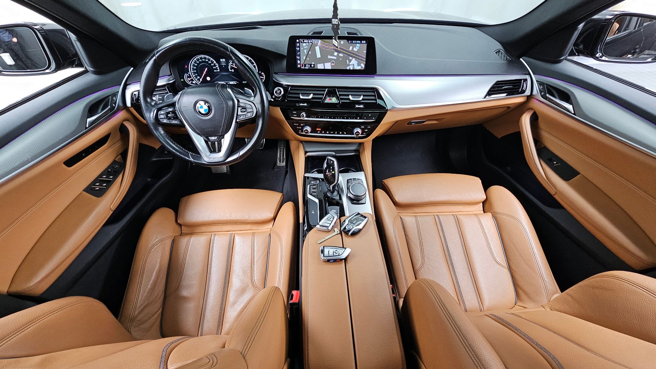 BMW 5-SERIES G30 2017