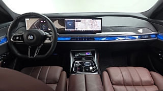 BMW 7-SERIES G70 2023