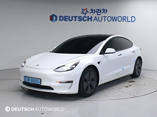 TESLA MODEL 3 2021