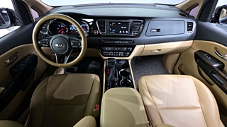 KIA CARNIVAL 2018