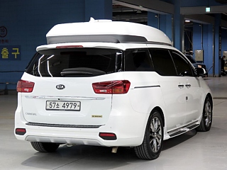KIA CARNIVAL 2018