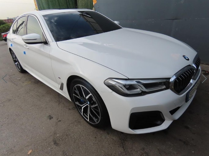BMW 5-SERIES G30 2021