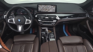 BMW 5-SERIES G30 2021