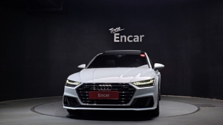 AUDI A7 4K 2020