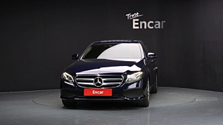 MERCEDES BENZ E-CLASS W213 2019