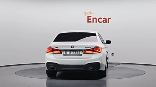 BMW 5-SERIES G30 2018