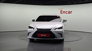 LEXUS ES300H 2023