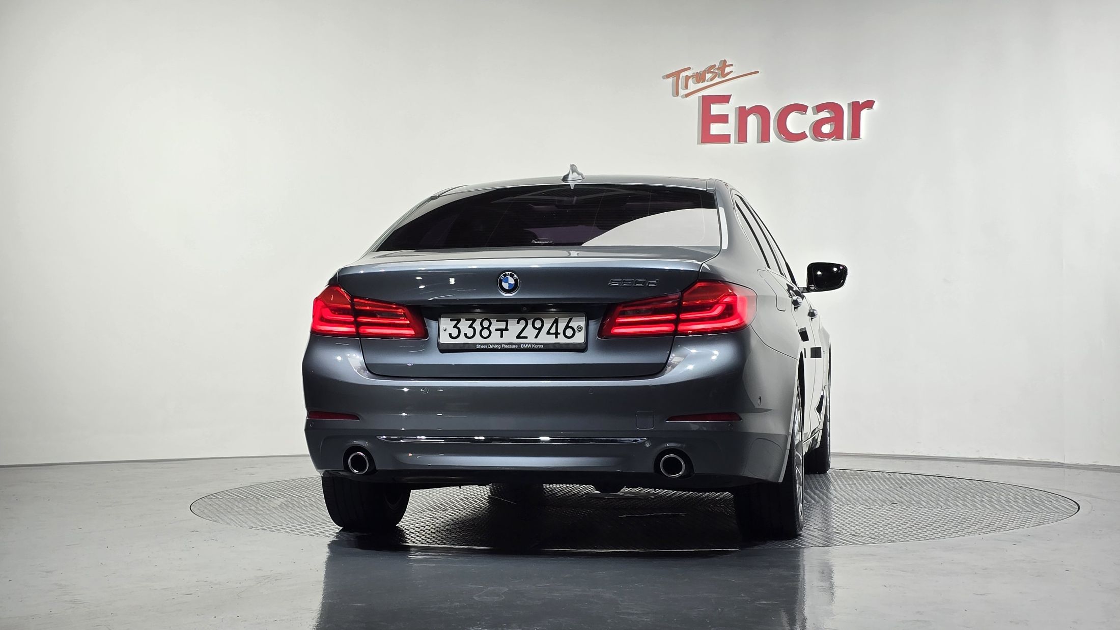 BMW 5-SERIES G30 2018