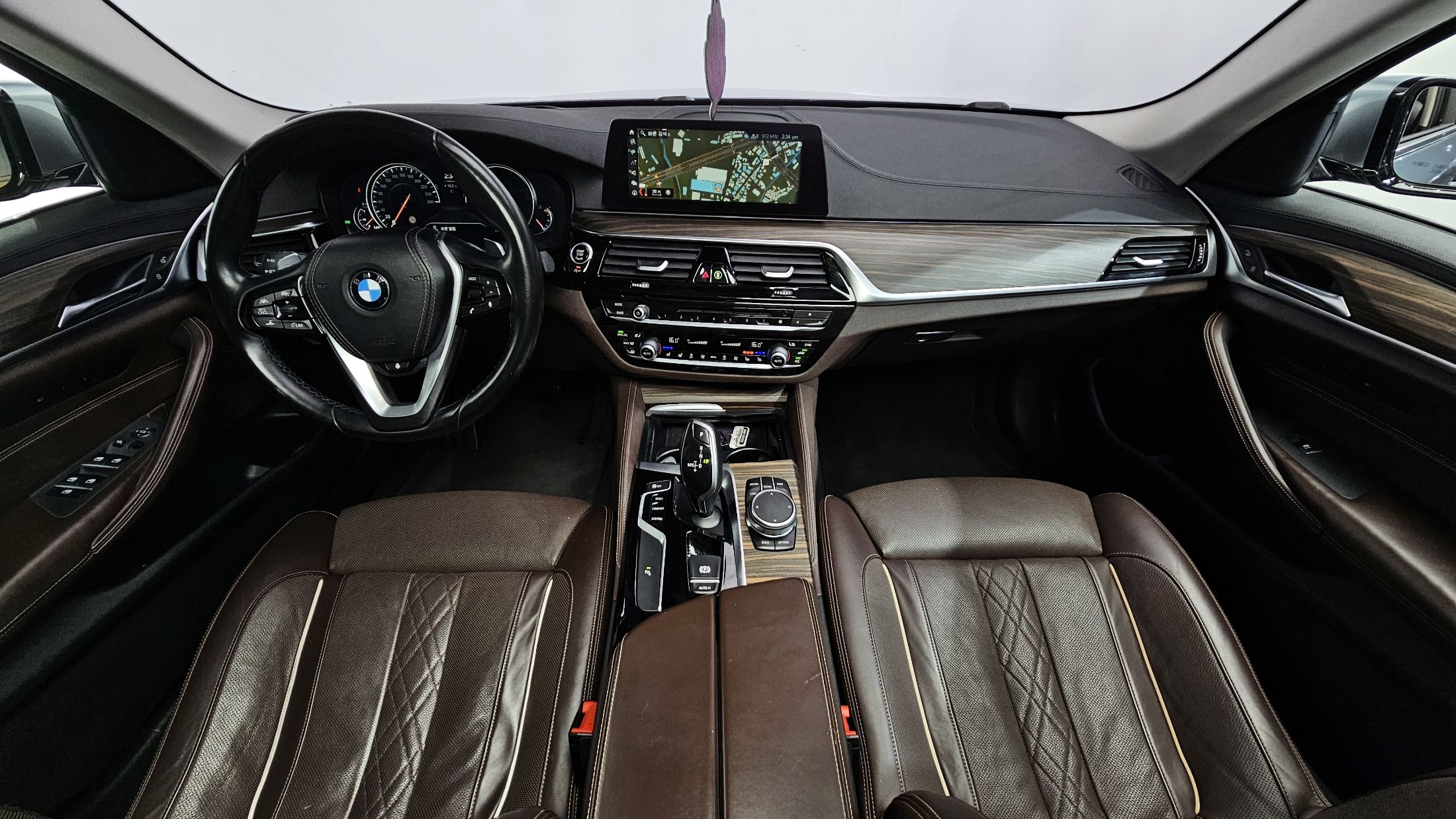 BMW 5-SERIES G30 2018