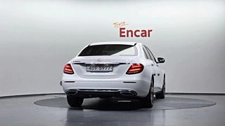 MERCEDES BENZ E-CLASS W213 2018