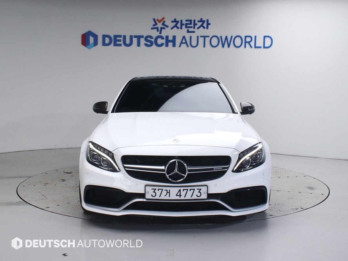 MERCEDES BENZ C-CLASS W205 2017