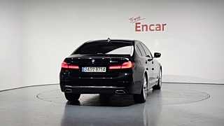 BMW 5-SERIES G30 2020