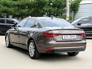AUDI A4 B9 2018