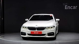 BMW 5-SERIES G30 2018