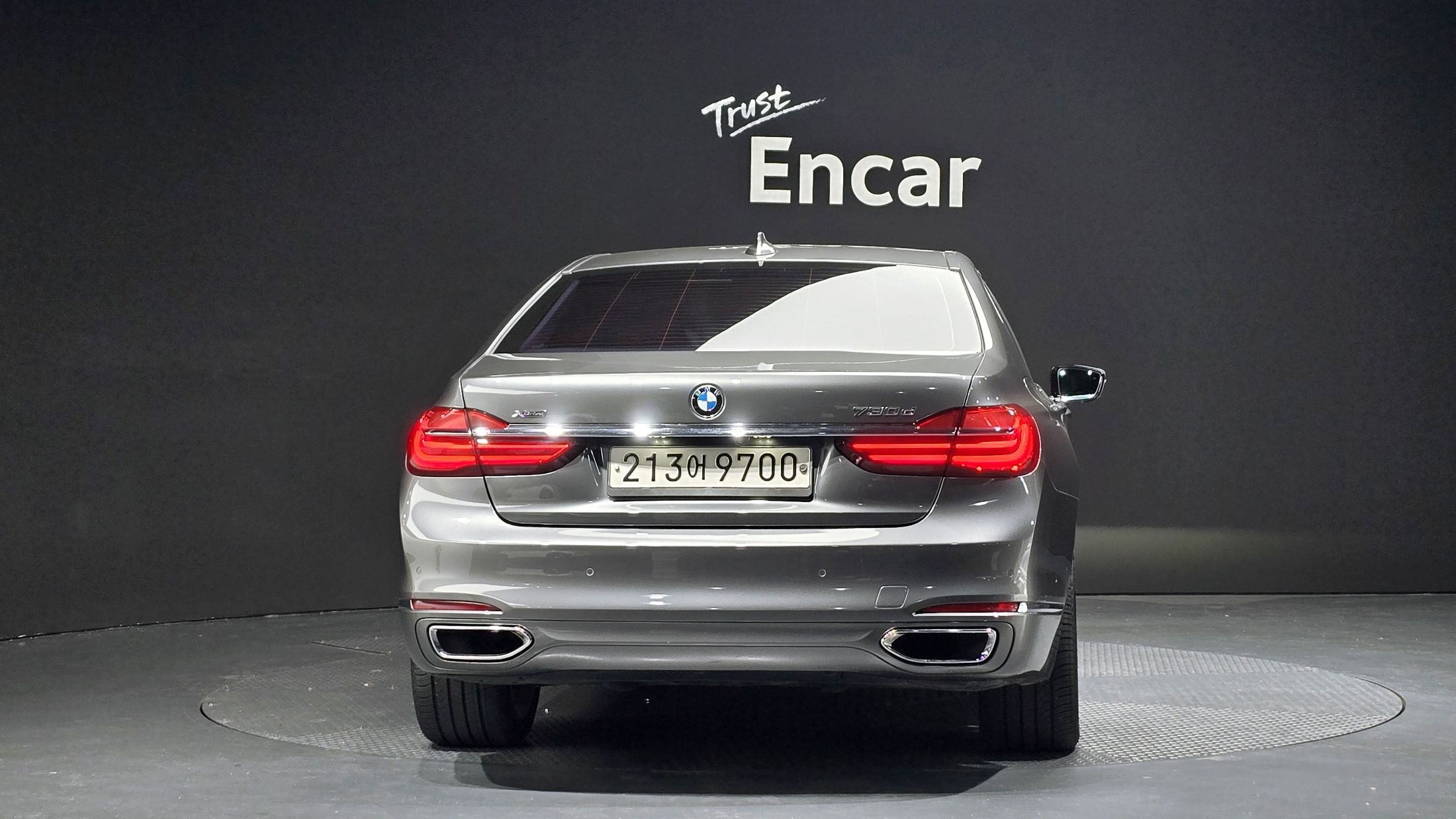 BMW 7-SERIES G11 2015