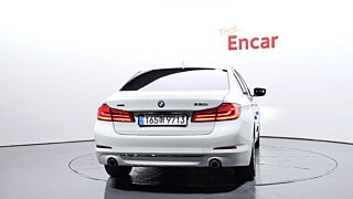 BMW 5-SERIES G30 2018