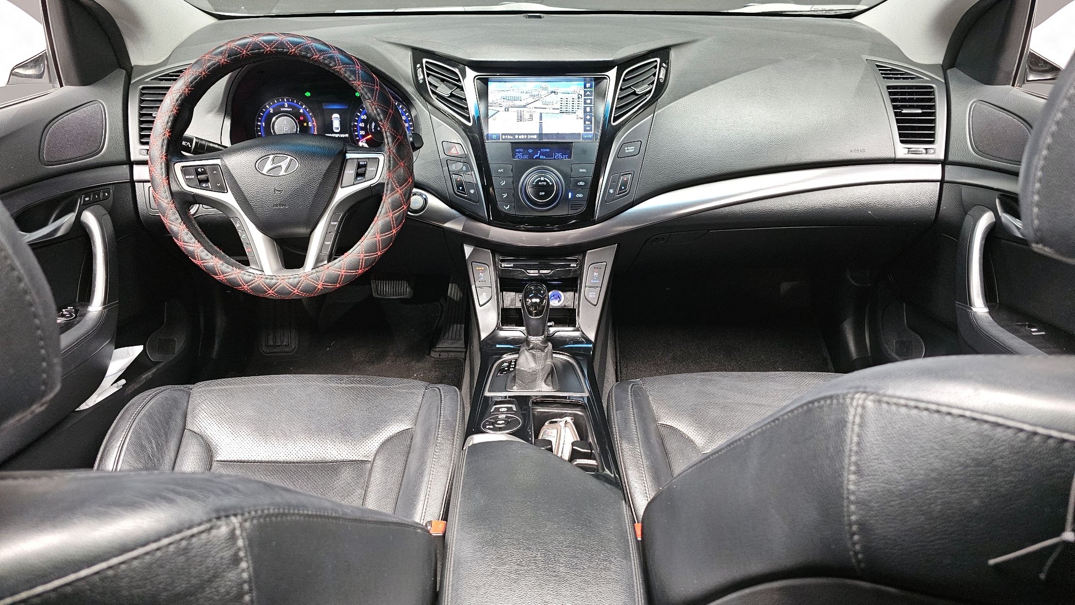 HYUNDAI I40 SALOON 2012