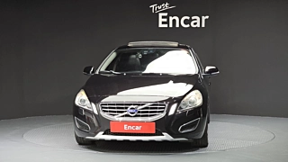 VOLVO S60 2011