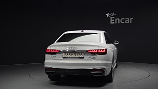 AUDI A4 B9 2023