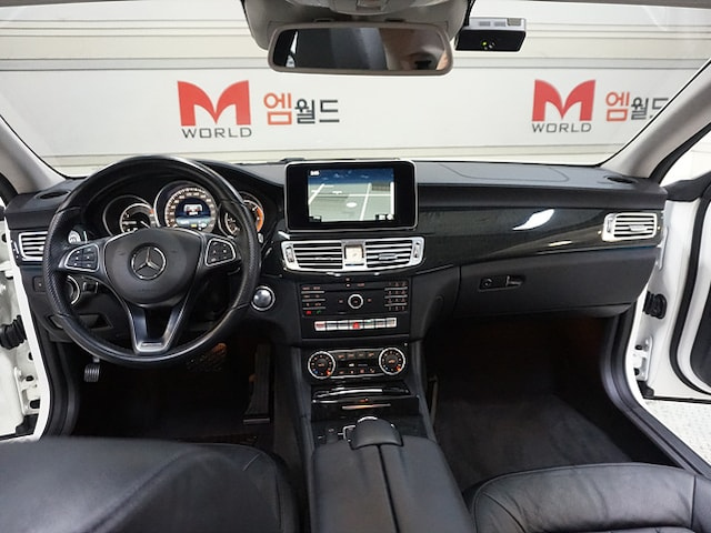 MERCEDES BENZ CLS-CLASS W218 2017