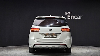 KIA CARNIVAL 2017