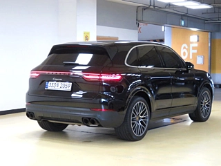 PORSCHE CAYENNE PO536 2019