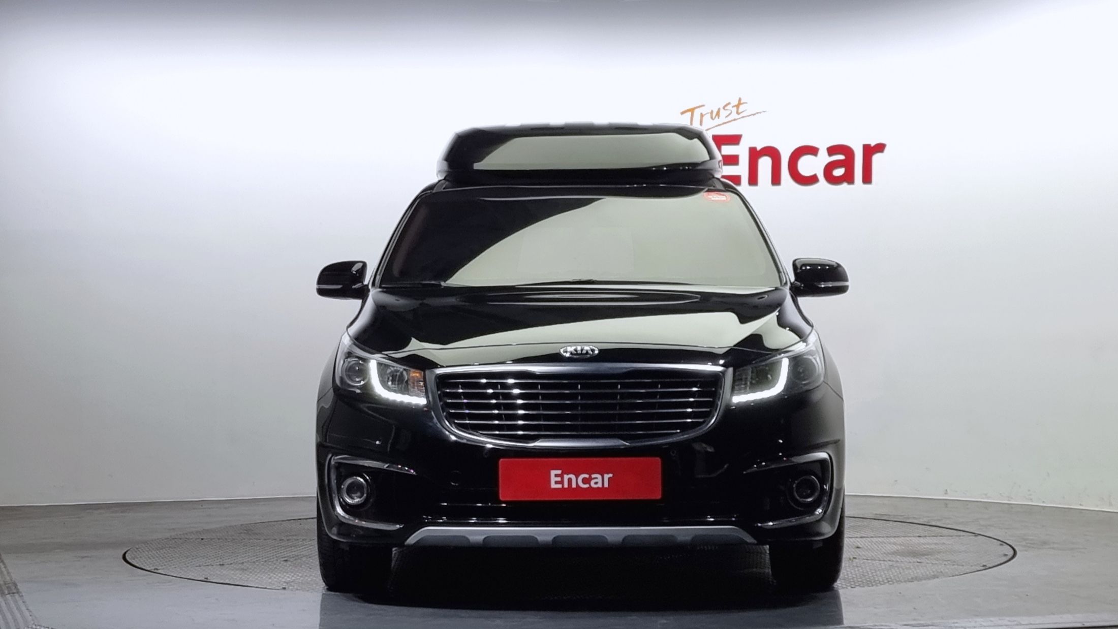 KIA CARNIVAL 2017