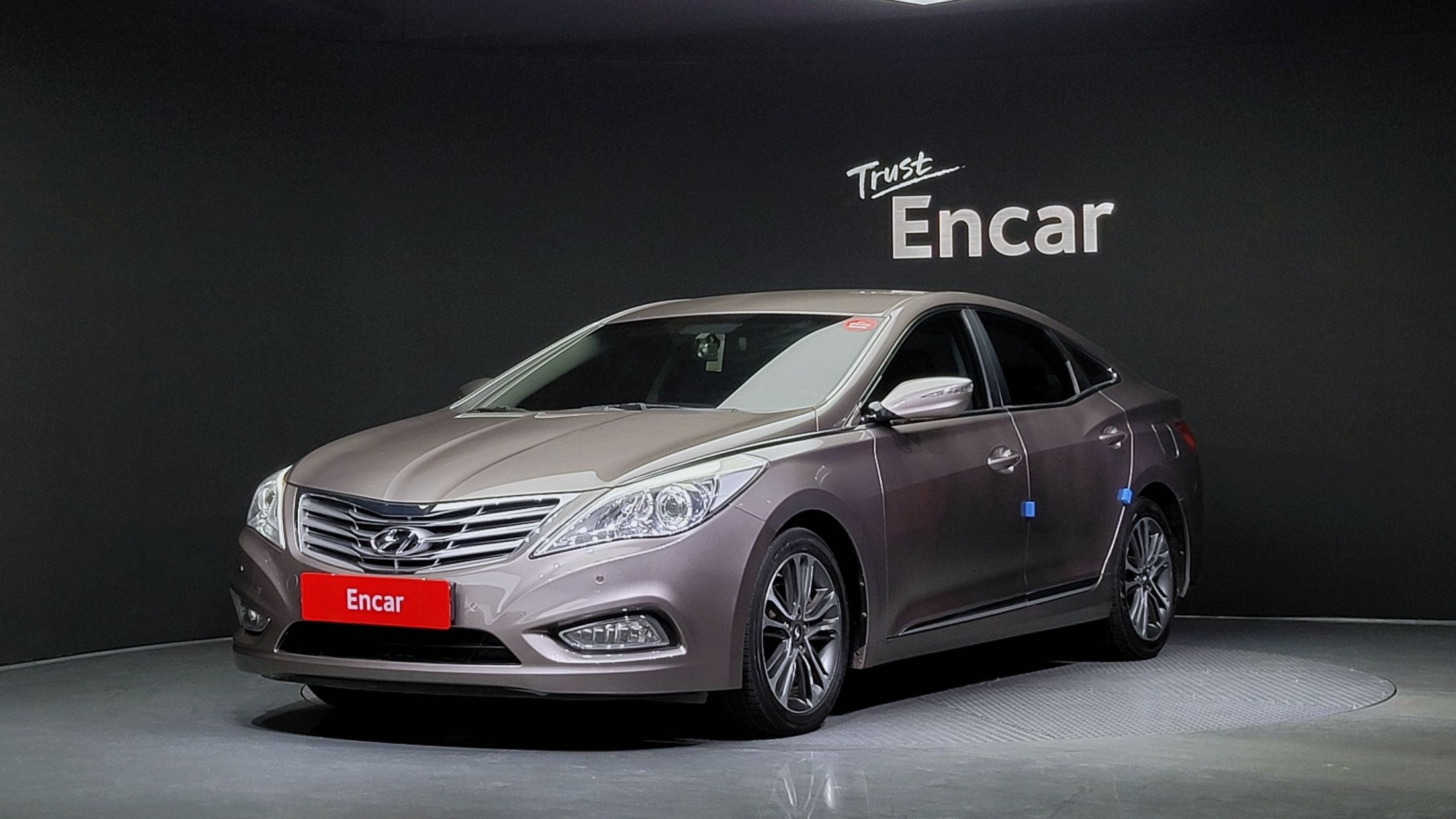 HYUNDAI GRANDEUR HG 2012